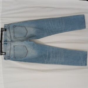 Gap 1969 Jeans Size 25R Women Sexy Boyfriend Light Wash Slight Distressed